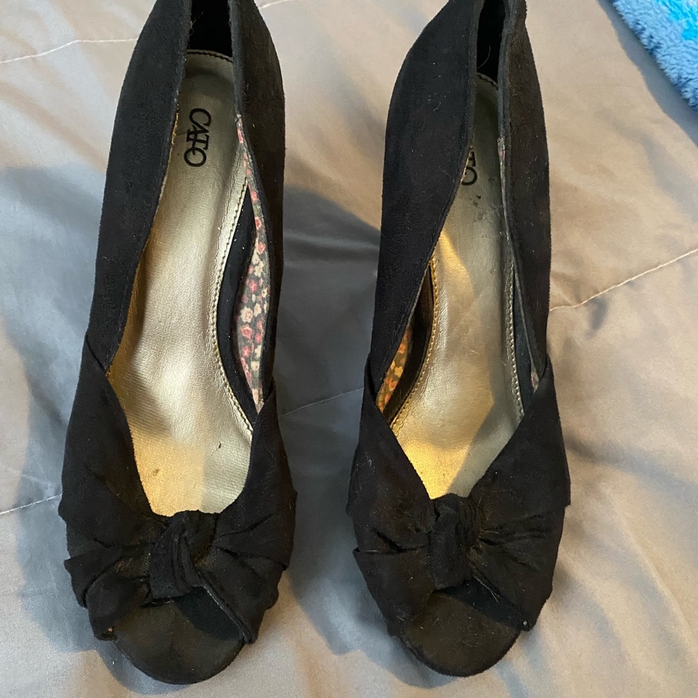 Cato black heels with bow